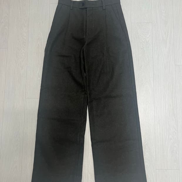 라벨 아카이브 와이드핏 울 팬츠 카키w1