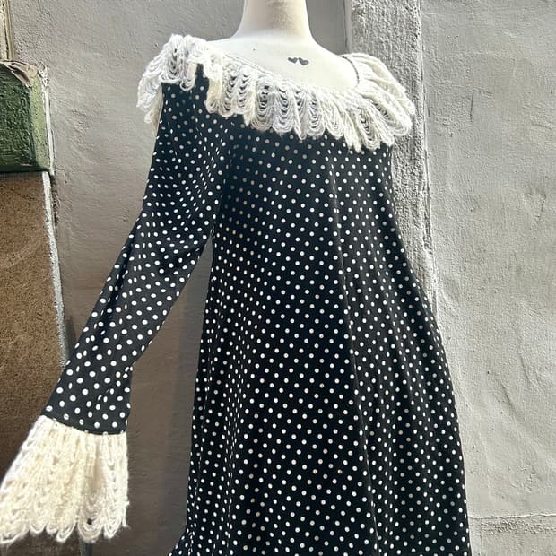 *rare* 트랄라라 히메갸루 도트 프릴 원피스