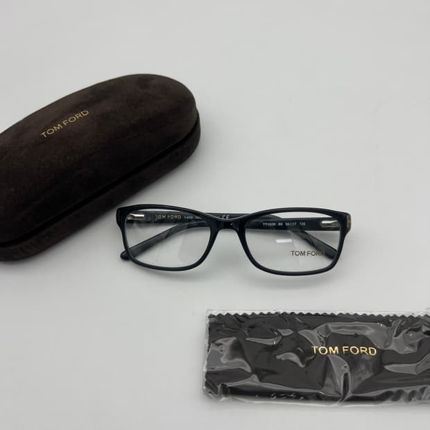 톰포드 TOM FORD 뿔테 스퀘어 안경 TF5038 B5