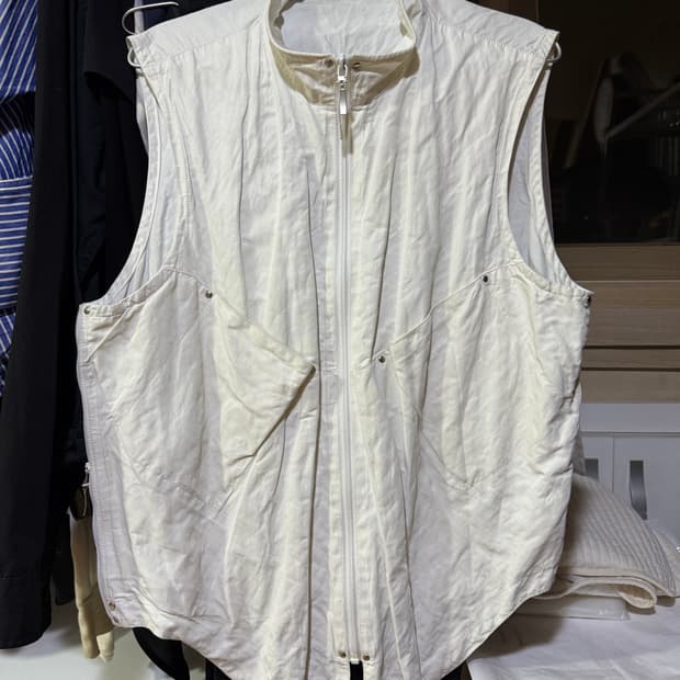 Arnar Mar Jonsson (현 Ranra) Vest (M)