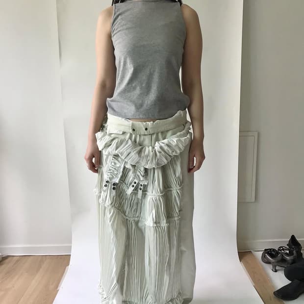 Eonts 애옹쓰 Hand Crease Apron Ivory