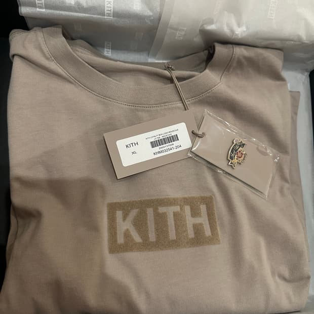 [NEW][XL] KITH 박스로고 긴팔 T-SHIRT