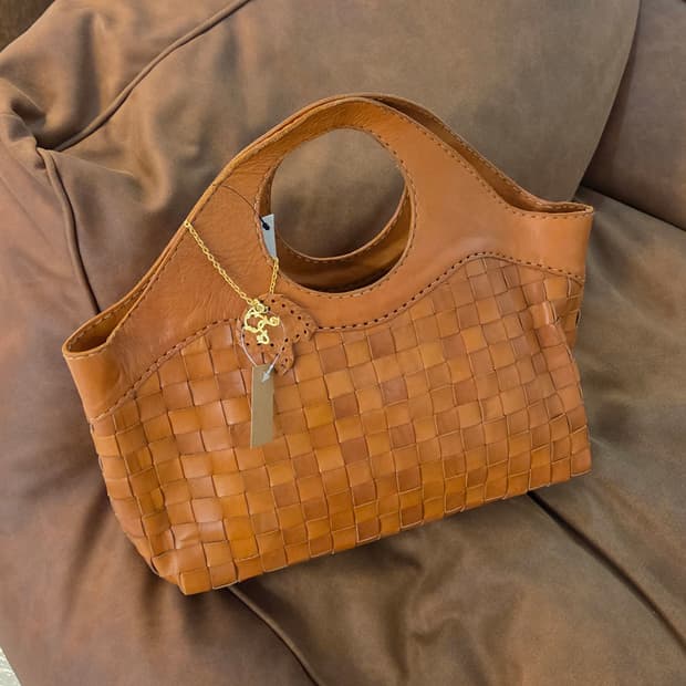 Robita 로비타 카우레더 라지 백