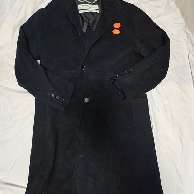 오프화이트 17fw 버질 아블로 패치 울코트 XL