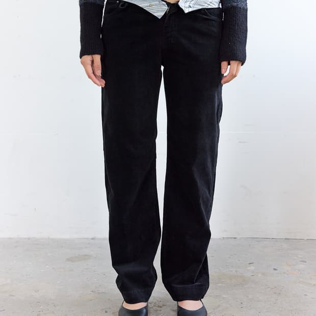 콜로신스 Grandma's Corduroy Pants Black