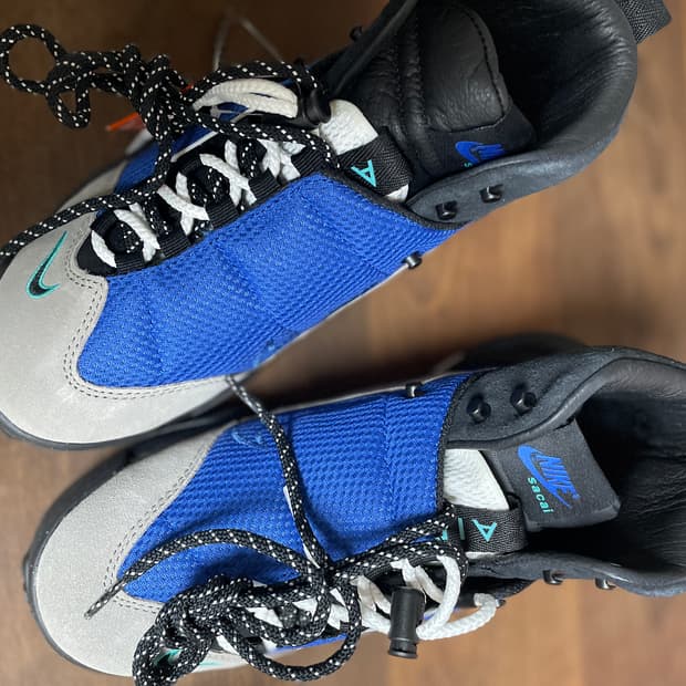 나이키 x 사카이 마그마스케이프