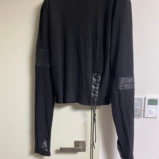  오퍼스 0012 Op. 07 REIN PATCH LONG SLEEVE 