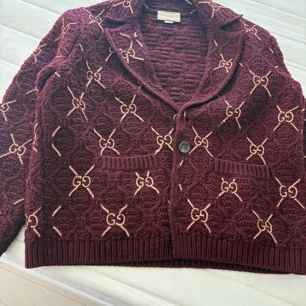구찌 GG 패턴 울 가디건 버건디 L