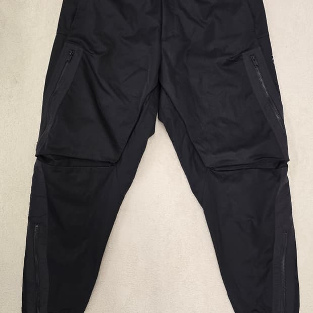 나이키 조던23 엔지니어드 조거팬츠.  
싸이즈 36~38