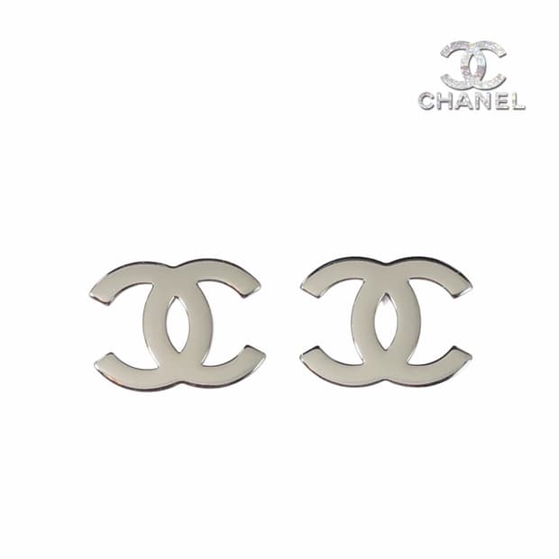 샤넬 심플 실버 이어링