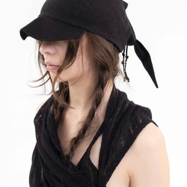 혜인서 후드 홀터 탑 0사이즈 블랙