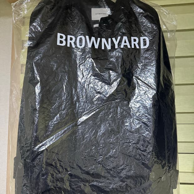 브라운야드 하프코트