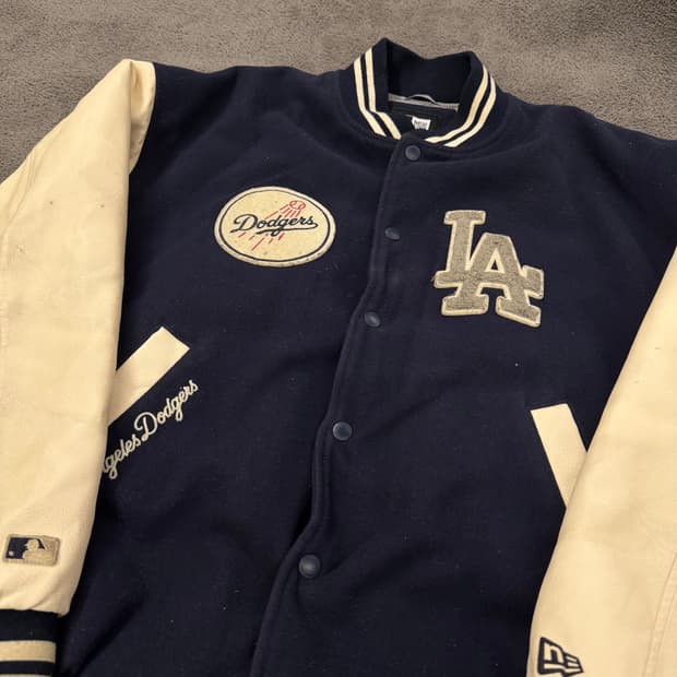 [정품/100] 뉴에라 LA다저스 빈티지 야구 바시티 점퍼