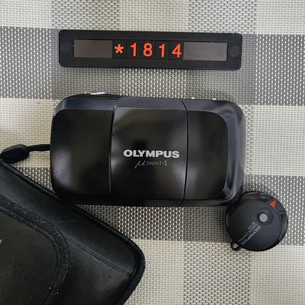 올림푸스 뮤 1 블랙바디 필름카메라 리모컨 파우치포함