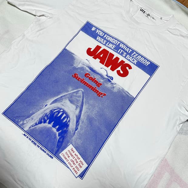 유니클로 죠스 반팔 XL