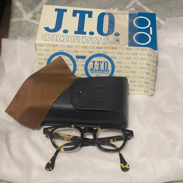 줄리어스타르트 도쿄 톨토이즈 42-22