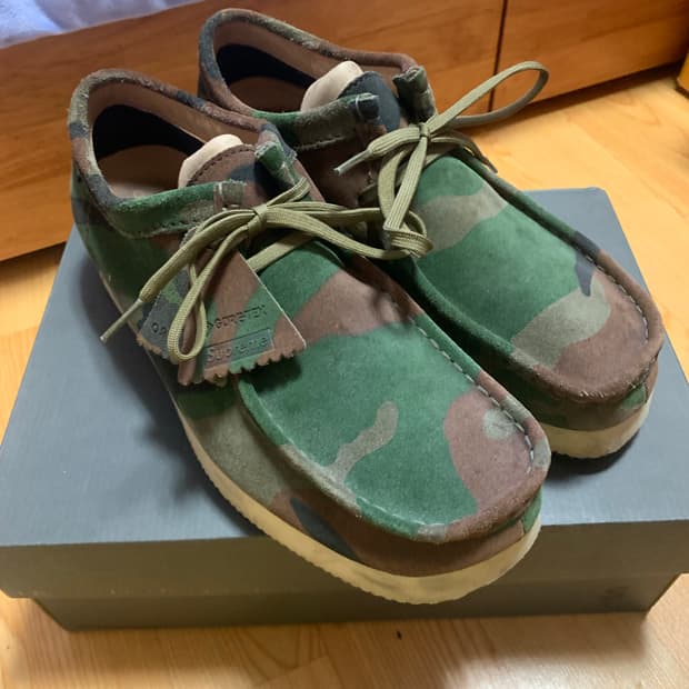 슈프림 클락스 왈라비 카모 고어텍스 