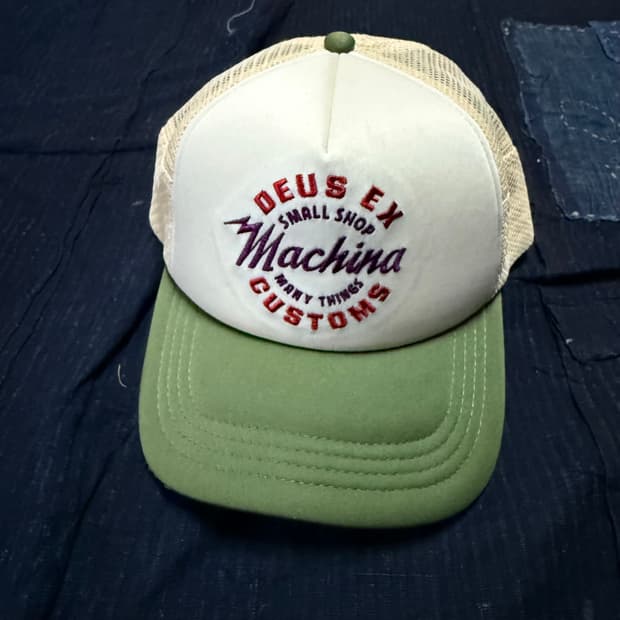 데우스 엑스 마키나 엠프트 서클 트러커 OS