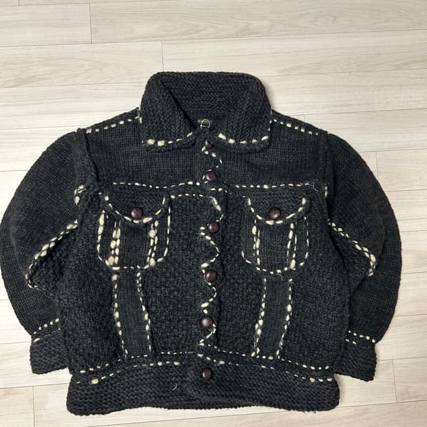 (OS) 캐피탈 울 핸드니트 코위찬