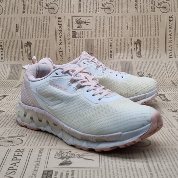 프로스펙스 메타소닉 운동화 245