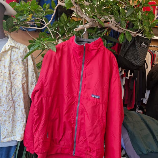 Z-467 파타고니아 쉘드 신칠라 봄버 웜업 자켓 