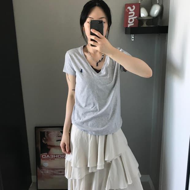 폴로 랄프로렌 포니 로고 그레이 브이넥 반팔