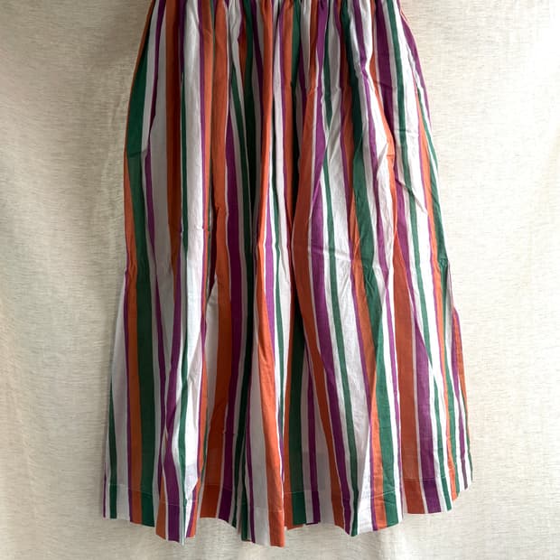 Unknown skirt 스트라이프 패턴 스커트