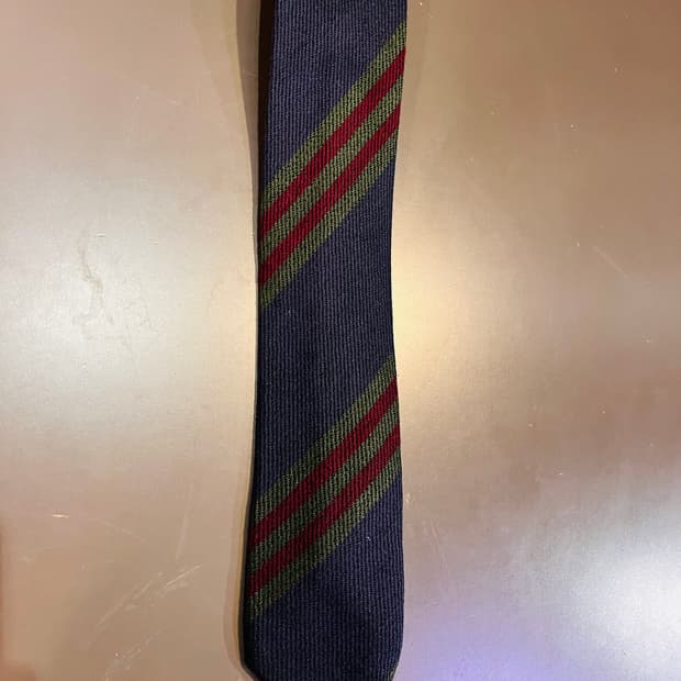 버버리 레지멘탈 스트라이프 울 넥타이 (영국)