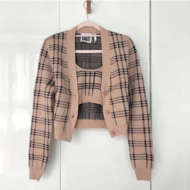 새상품 영국 브랜드 RECLAIMED VINTAGE 가디건 탑 세트 체크