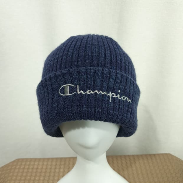 Champion Embroidered Knit Beanie P1991