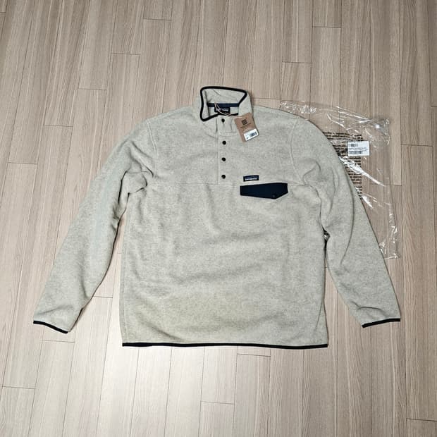 XL새제품 파타고니아 라이트웨이트 신칠라 플리스 풀오버 오트밀 25551