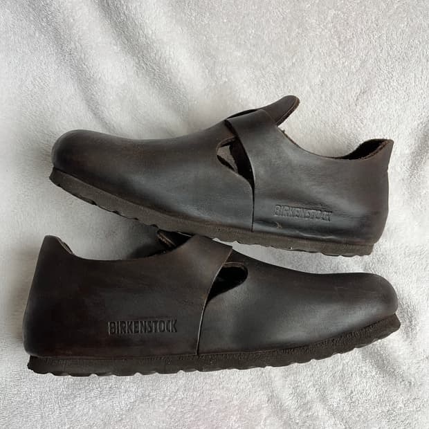 [230] 버켄스탁 런던 스웨이드 토프 타우페