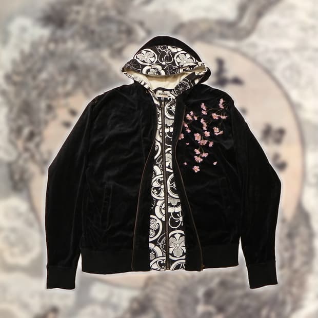 카라쿠리타마시 더블지퍼 후드