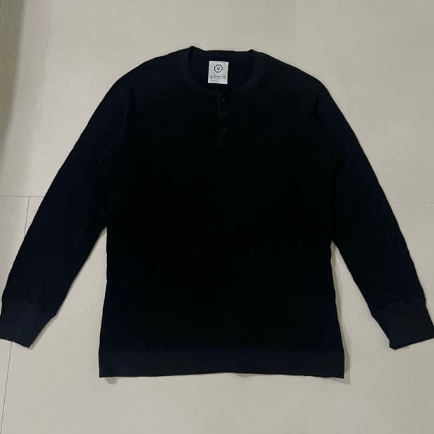 비즈빔 헨리넥 롱슬리브