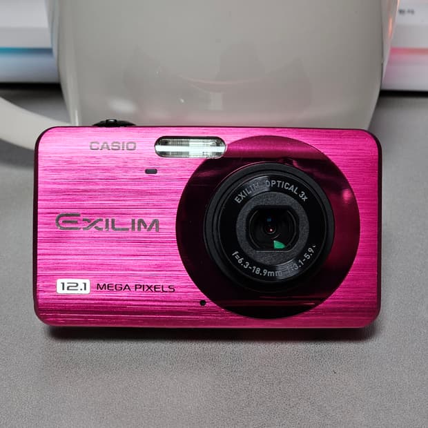 카시오 엑슬림 z90 핑크 카리나 츄 디카