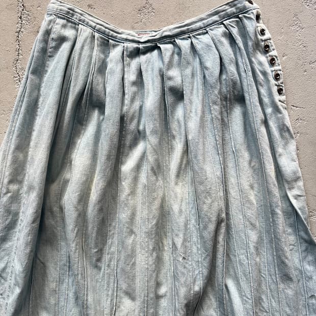 vintage denim skirt