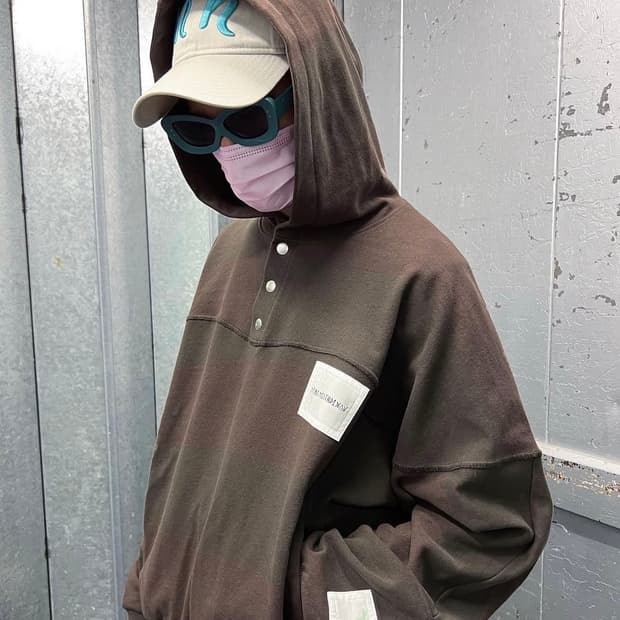 키코 코스타디노브 KK.01 후드