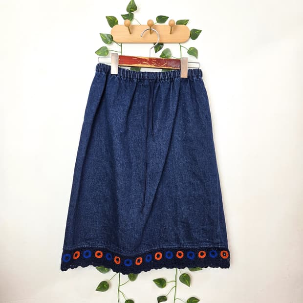 모티브 데님 미디 스커트