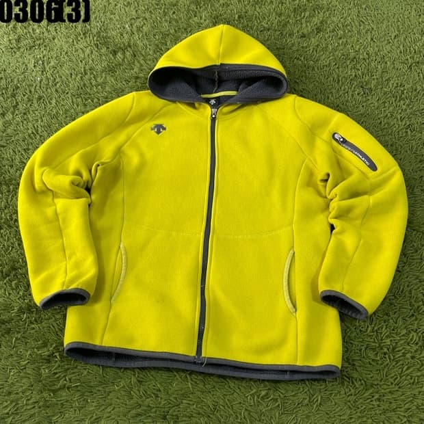 데상트 플리스 자켓