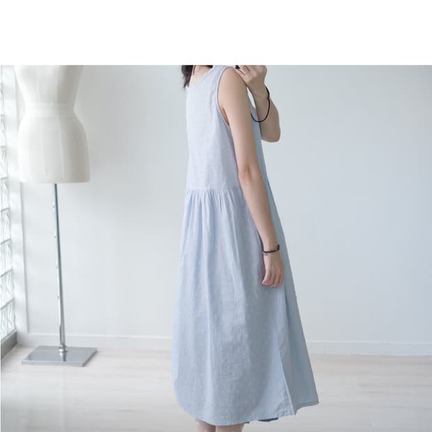 Uniqlo sky blue dobby sleeveless dress