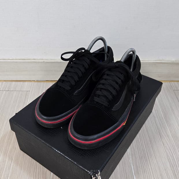 245 반스 올드스쿨 플레임 블랙