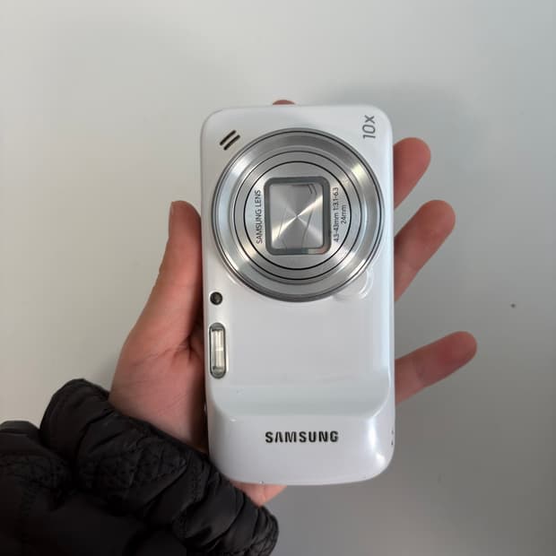 작례👌🏻뽀용🫧초희귀!) 삼성 갤럭시 zoom4