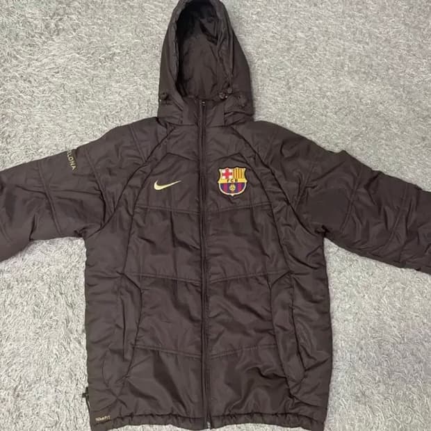 나이키 바르셀로나 패딩 (모자 탈부착,스트링)