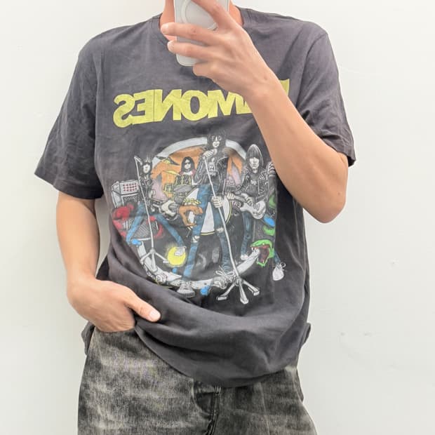 자라 ZARA ROMONES 프린팅 반팔 티셔츠(블랙) 