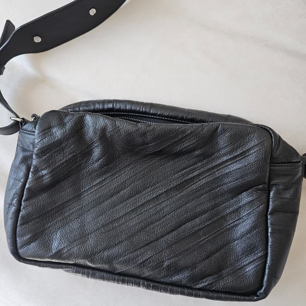 유스 크리즈백 팝니다