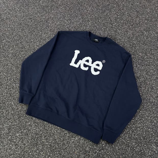 Lee 빅로고 네이비 스웻 셔츠