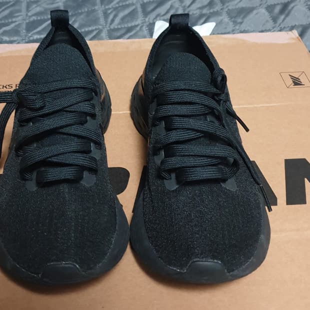 나이키 리액트 인피니티 런 플라이니트 런닝화 올블랙 (235)