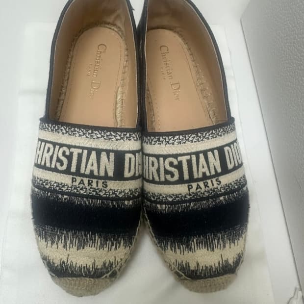 디올 에스파듀 슬립온 36