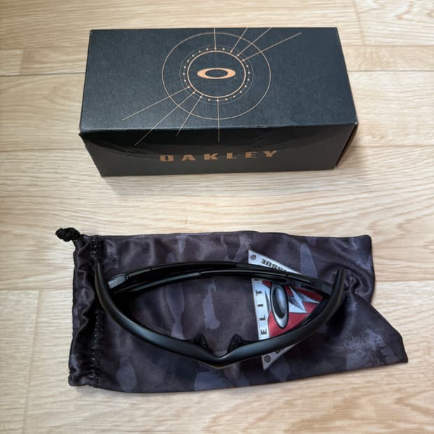 Oakley Straight Jacket 2.0
