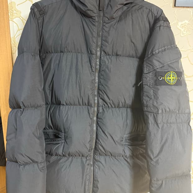 22fw 스톤아일랜드 크링클랩스 패딩 블랙 L